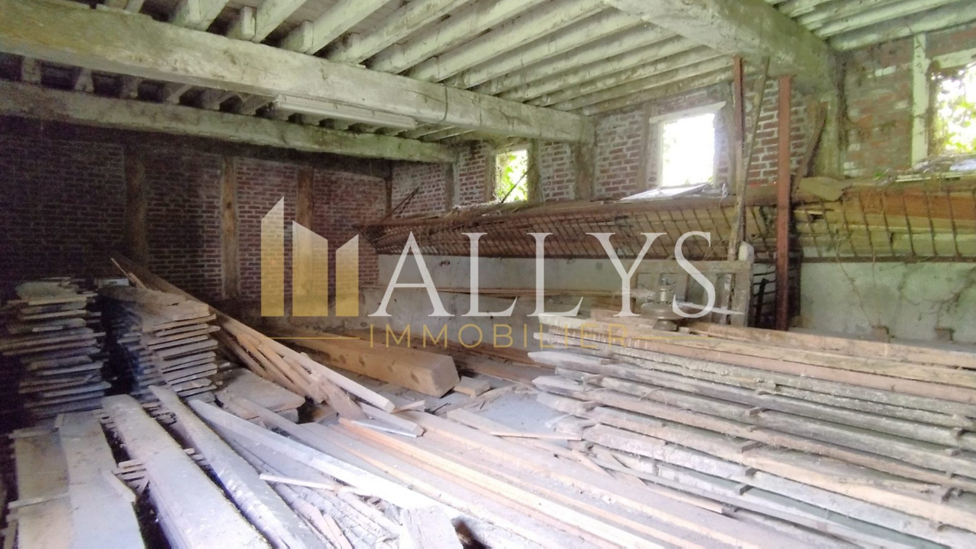 Bâtiment en colombage 104m² (3)