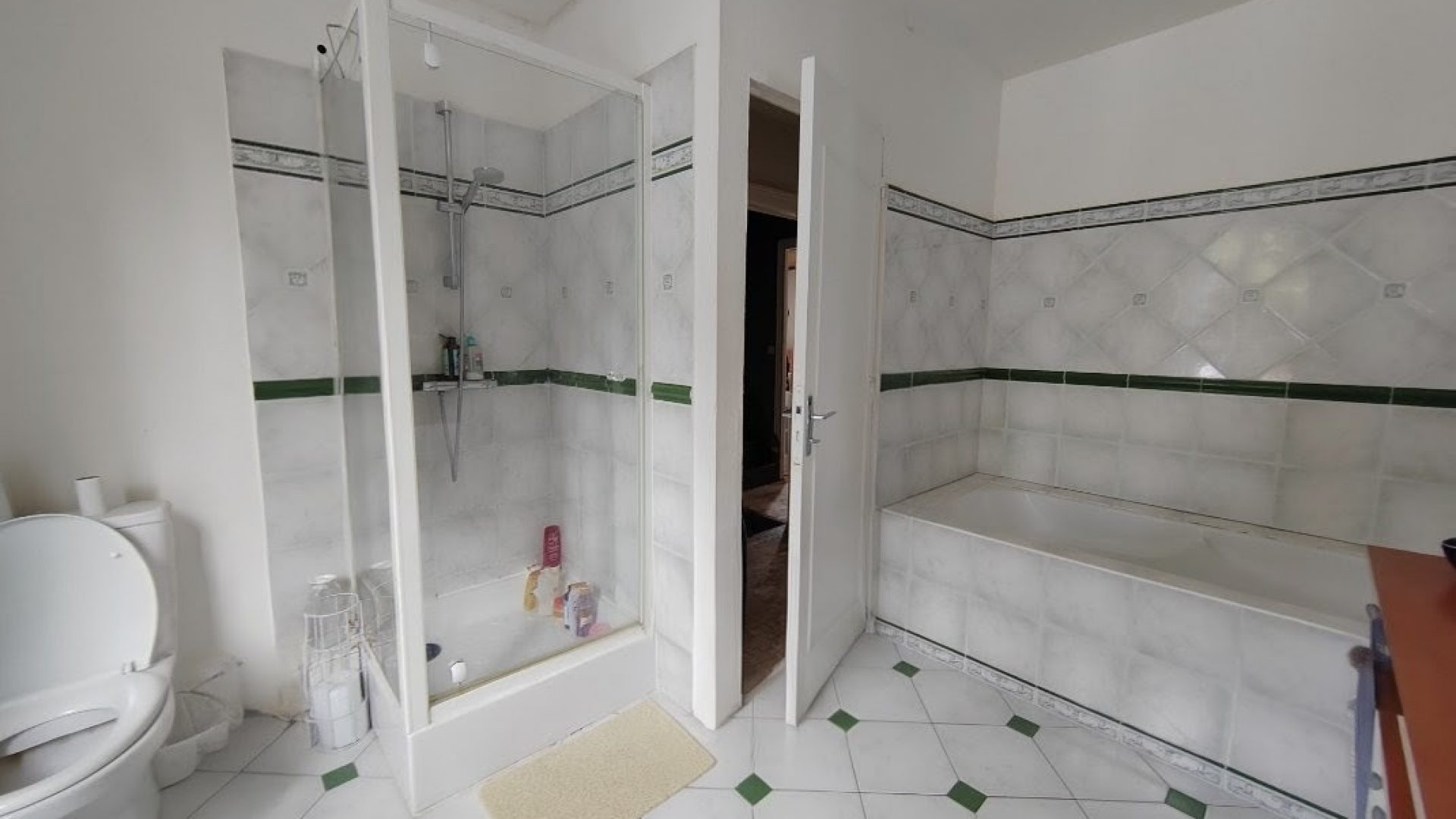 Screenshot_20251014_111038_com_google_android_apps_docs_InternalProjectorActivity~2 (1)