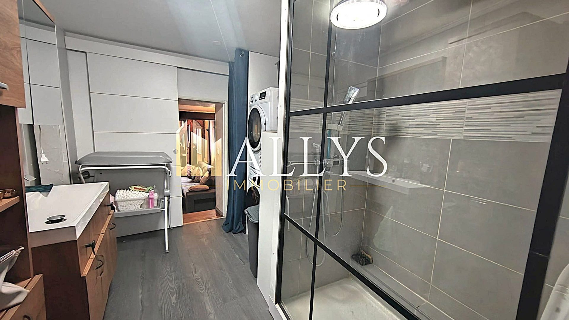 WhatsApp Image 2025-10-10 à 21.45.41_da17de35