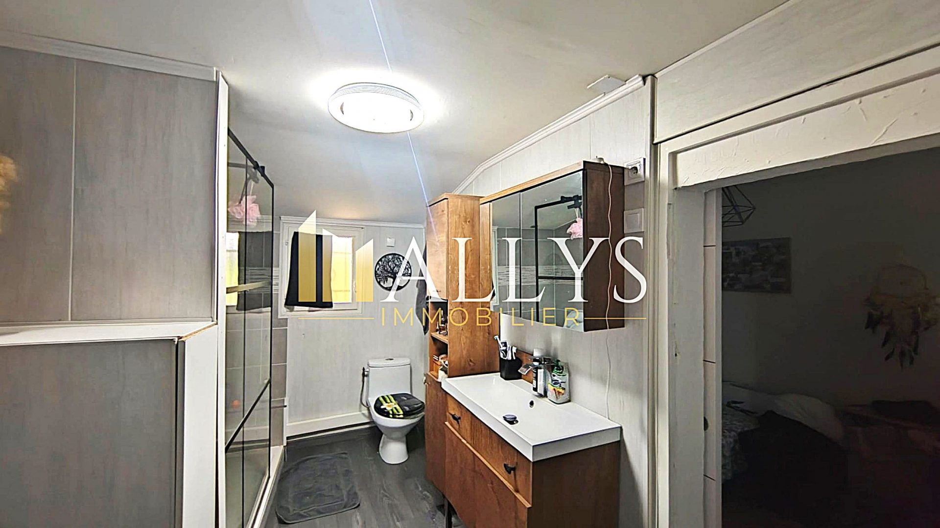 WhatsApp Image 2025-10-10 à 21.45.41_e26676f1